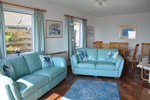 Hus - 4 sovrum (6 Adults, 2 Children) | Vardagsrum