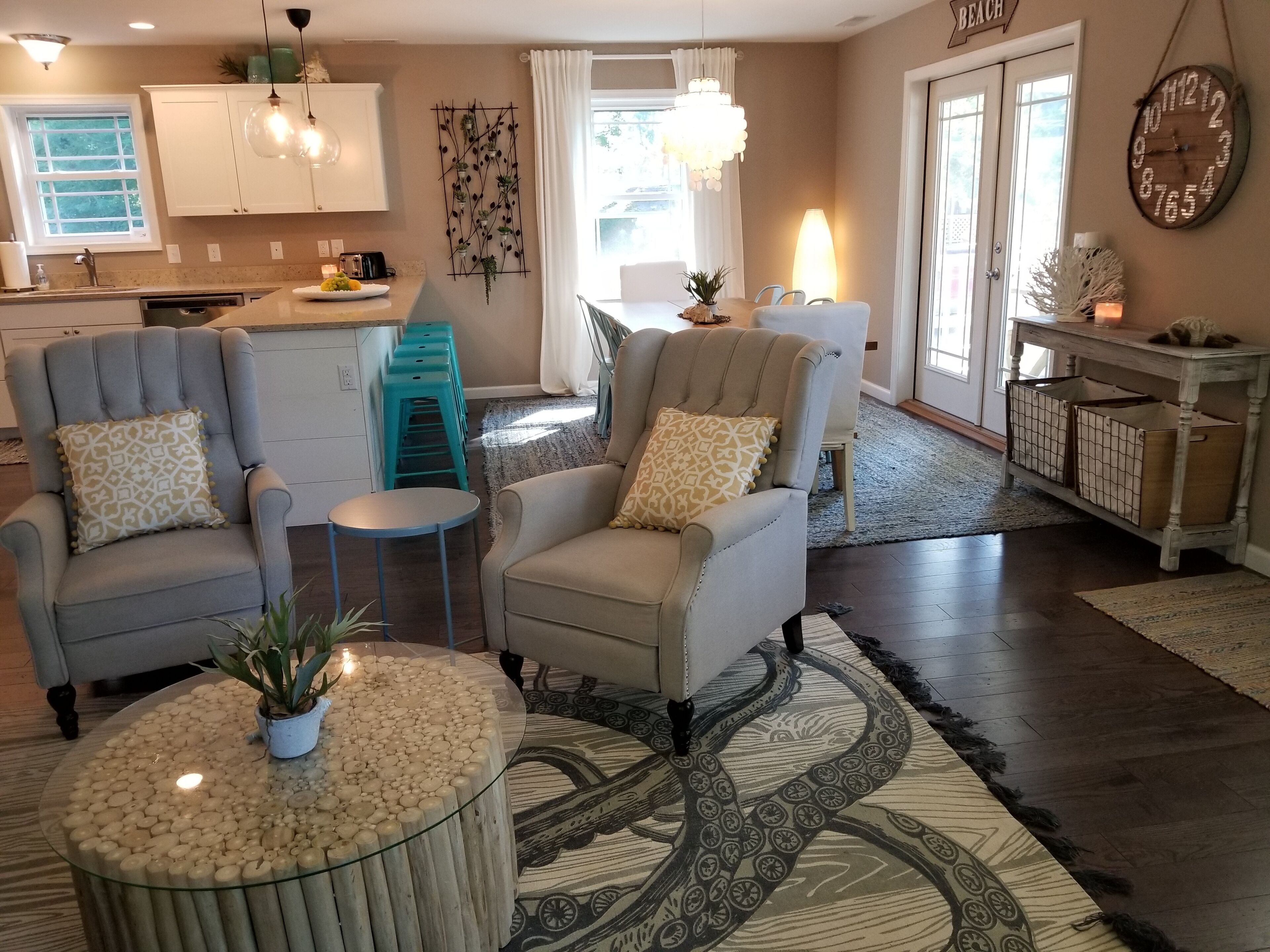 Charming Chincoteague getaway, short walk to the fair grounds and pony penning