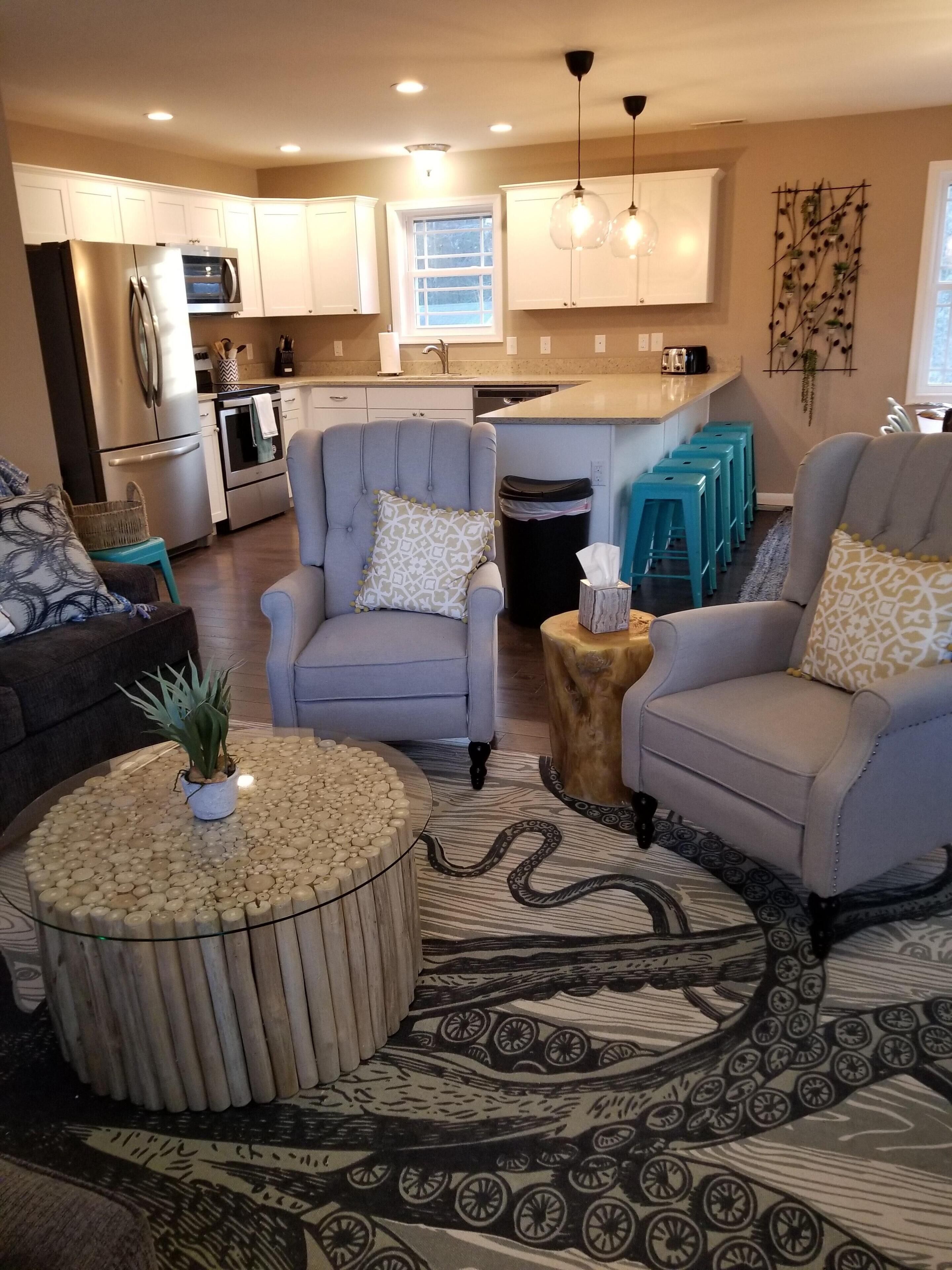 Charming Chincoteague getaway, short walk to the fair grounds and pony penning