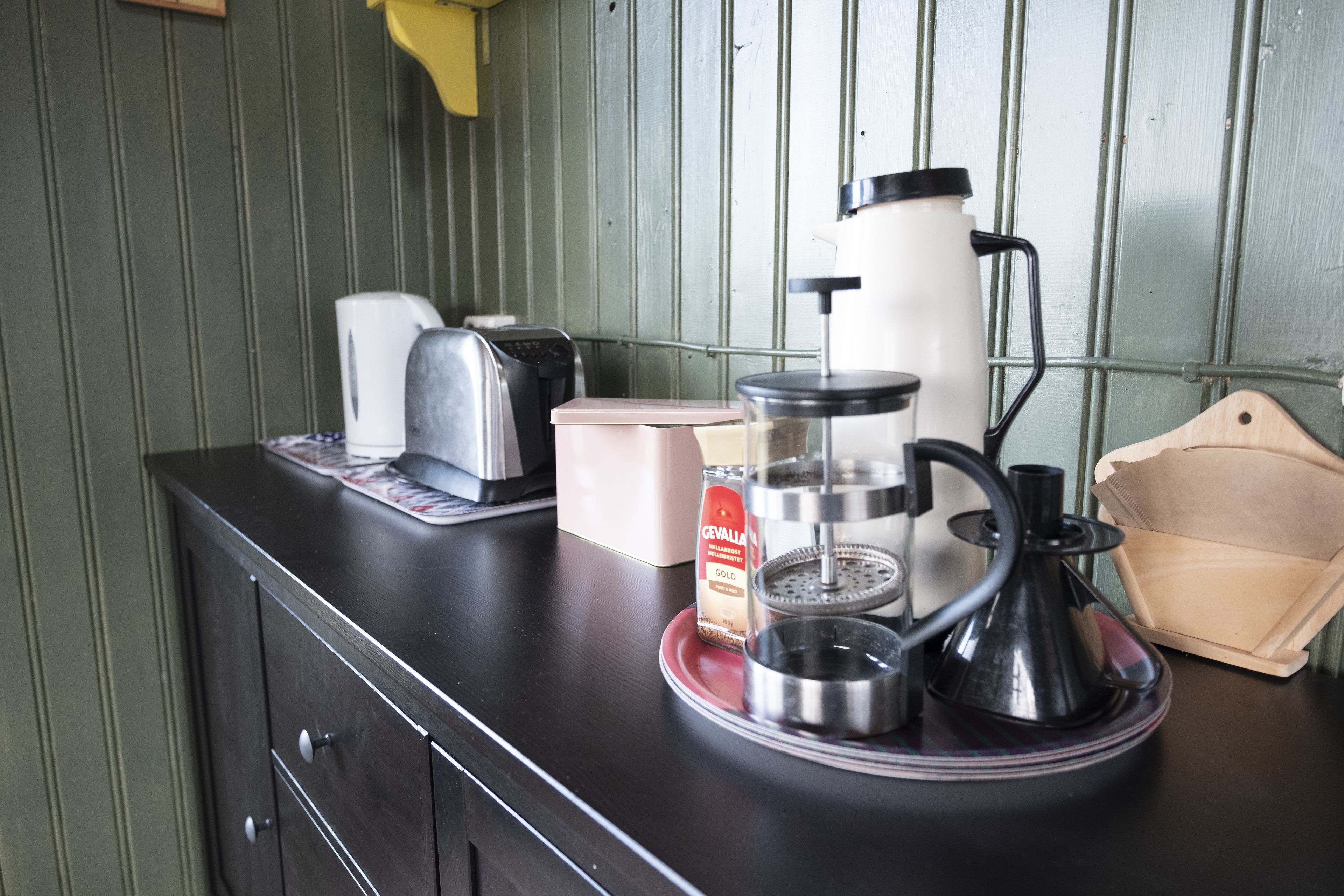 fridge, microwave, coffee/tea maker, electric kettle