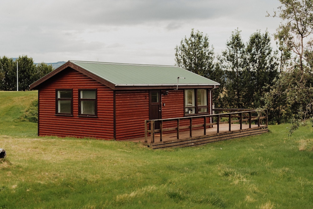 Hotel Fljótshlið and Smáratún Farm Eco-Lodges by null