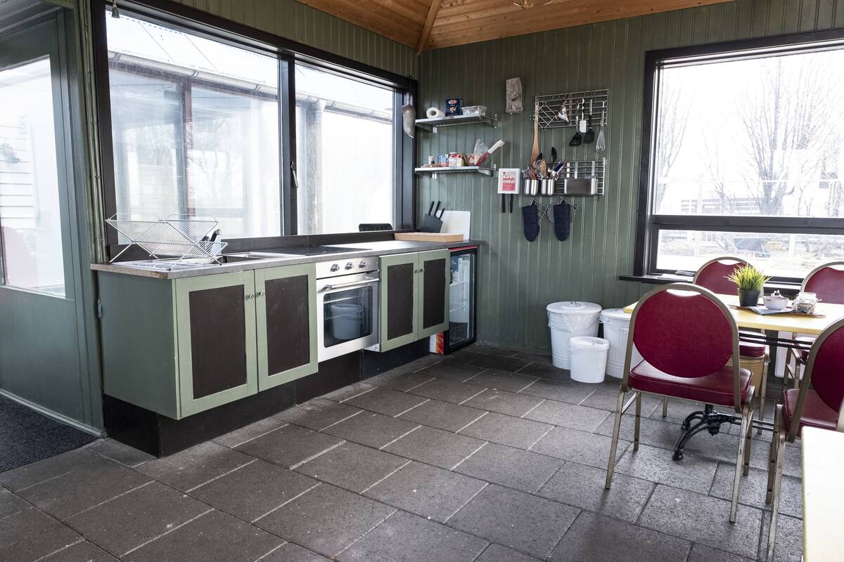 fridge, microwave, coffee/tea maker, electric kettle