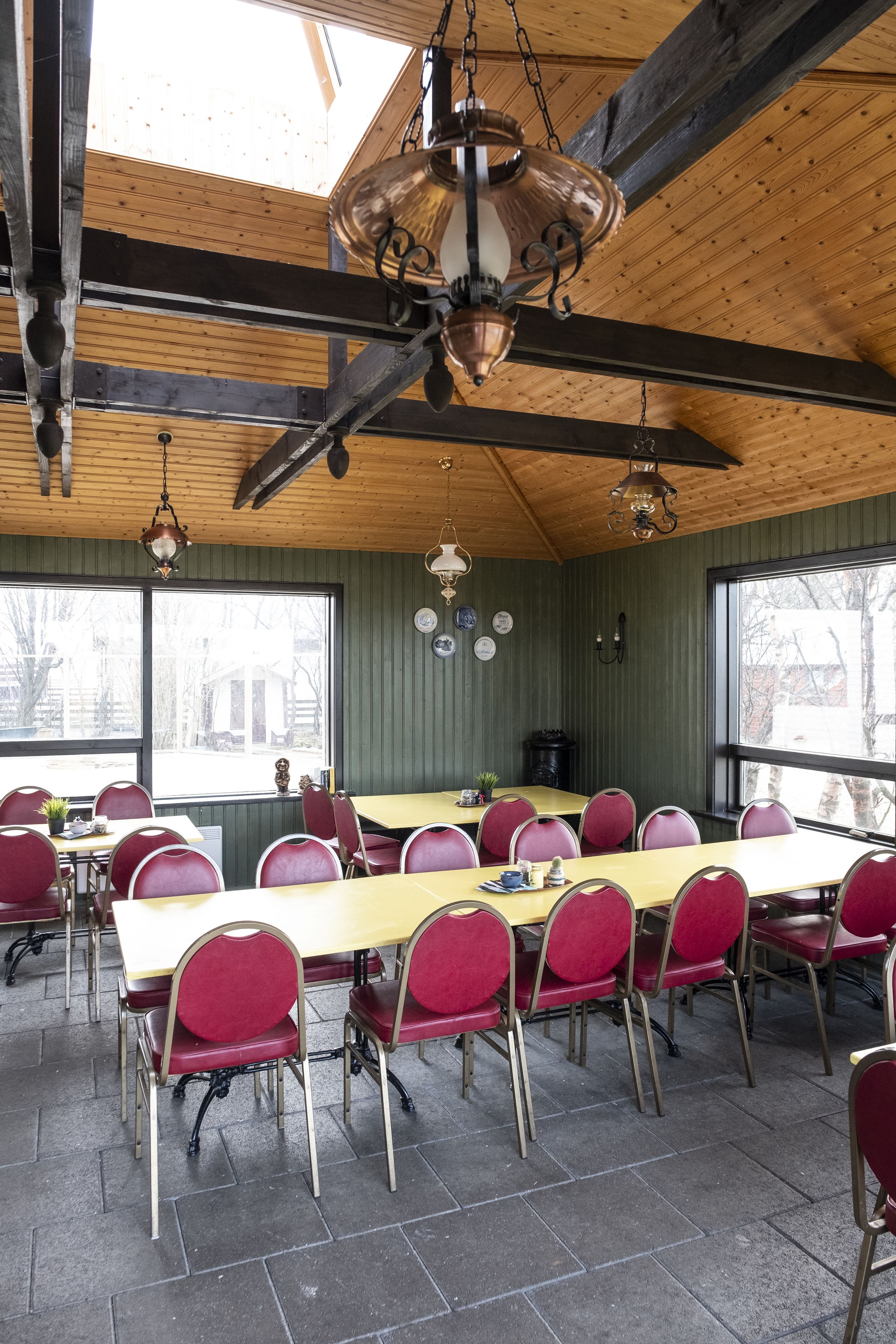 fridge, microwave, coffee/tea maker, electric kettle