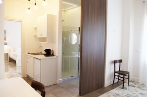 华丽套房, 按摩浴缸 (Monet) | 私人简易厨房 | 电热水壶