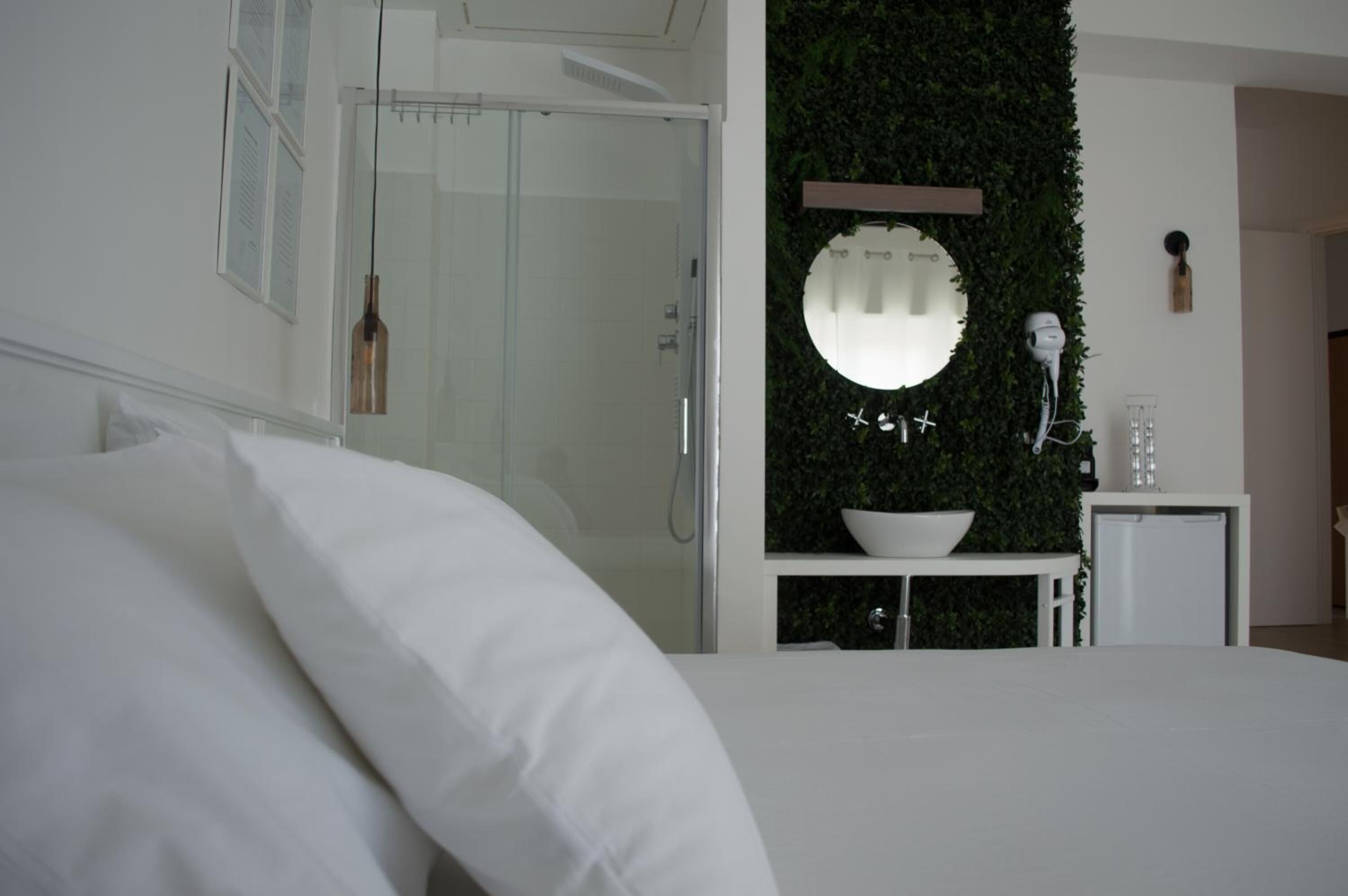 Minibar, bureau, rideaux occultants, Wi-Fi gratuit