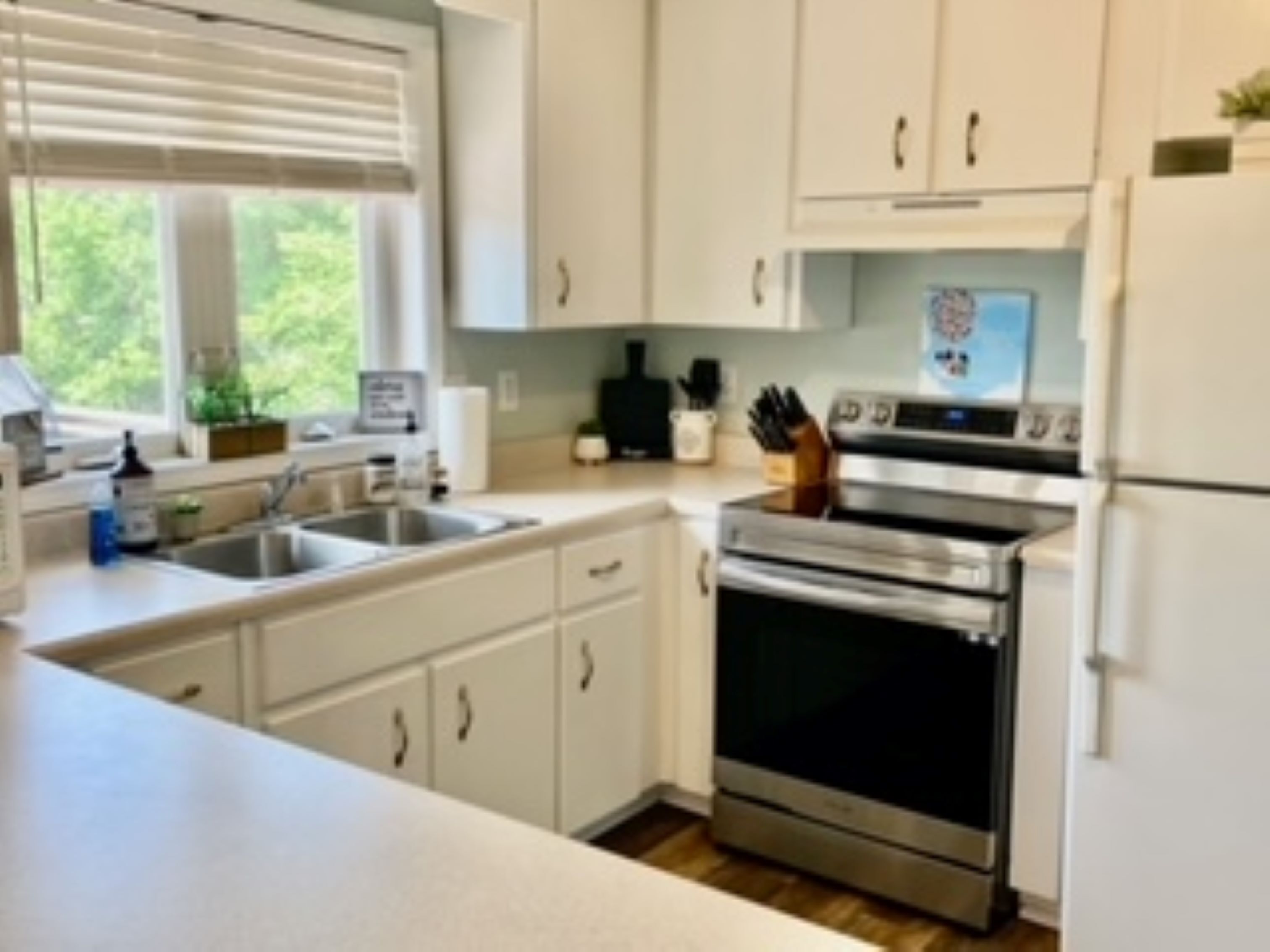 Serenity on Lake Sinclair 3bd 2bth Sleeps 11, Dock, Firepit, +On-Site Boat Ramp!