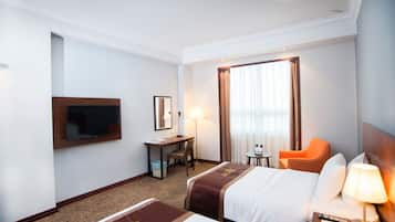 Minibar, in-room safe, individually decorated, individually furnished