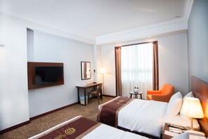 Superior Room | Minibar, in-room safe, individually decorated, individually furnished