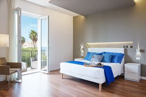 Design-Apartment, 3 Schlafzimmer, Strandblick | Kostenloses WLAN, Bettwäsche