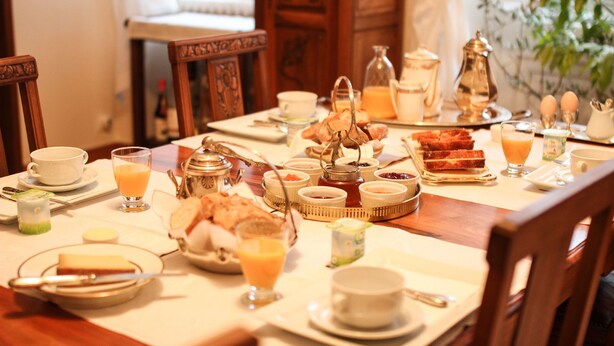 Breakfast meal - Château Gaillard (Corbelin)