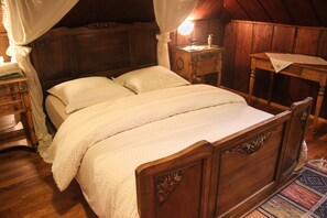 Room - Château Gaillard (Corbelin)