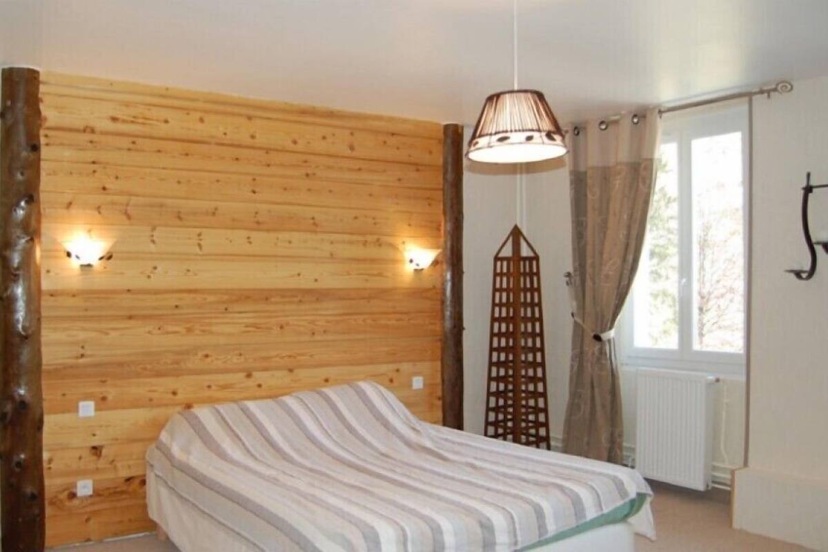 Blackout drapes, soundproofing, cribs (free), individually decorated