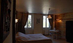 Double Room (Sapin)