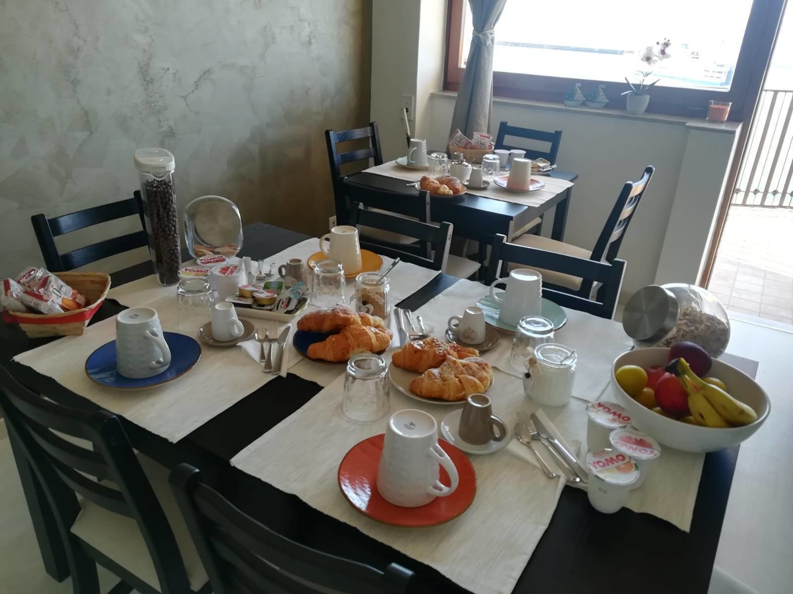 Tägliches inbegriffenes einheimisches Frühstück
