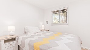 3 bedrooms, iron/ironing board, WiFi