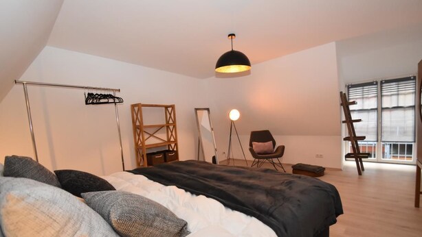 Unclassified image, 1 of 13, button - Frida (Flensburg)