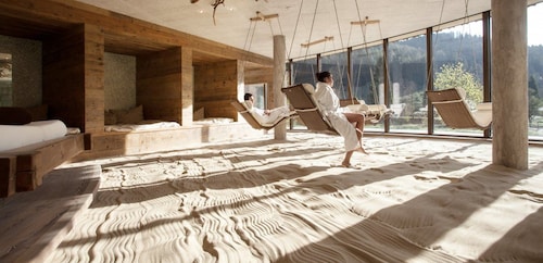 Feuriger Tatzlwurm Berghotel & Spa, BW Signature Collection