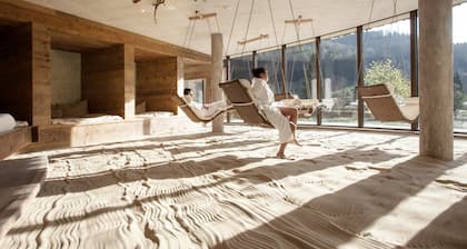Feuriger Tatzlwurm Berghotel & Spa, BW Signature Collection