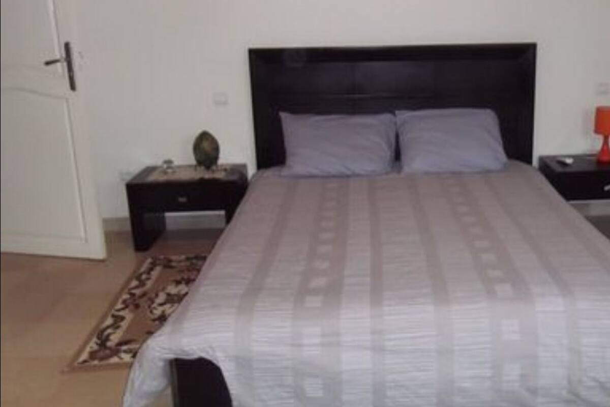 Premium bedding, down duvets, Select Comfort beds, blackout curtains