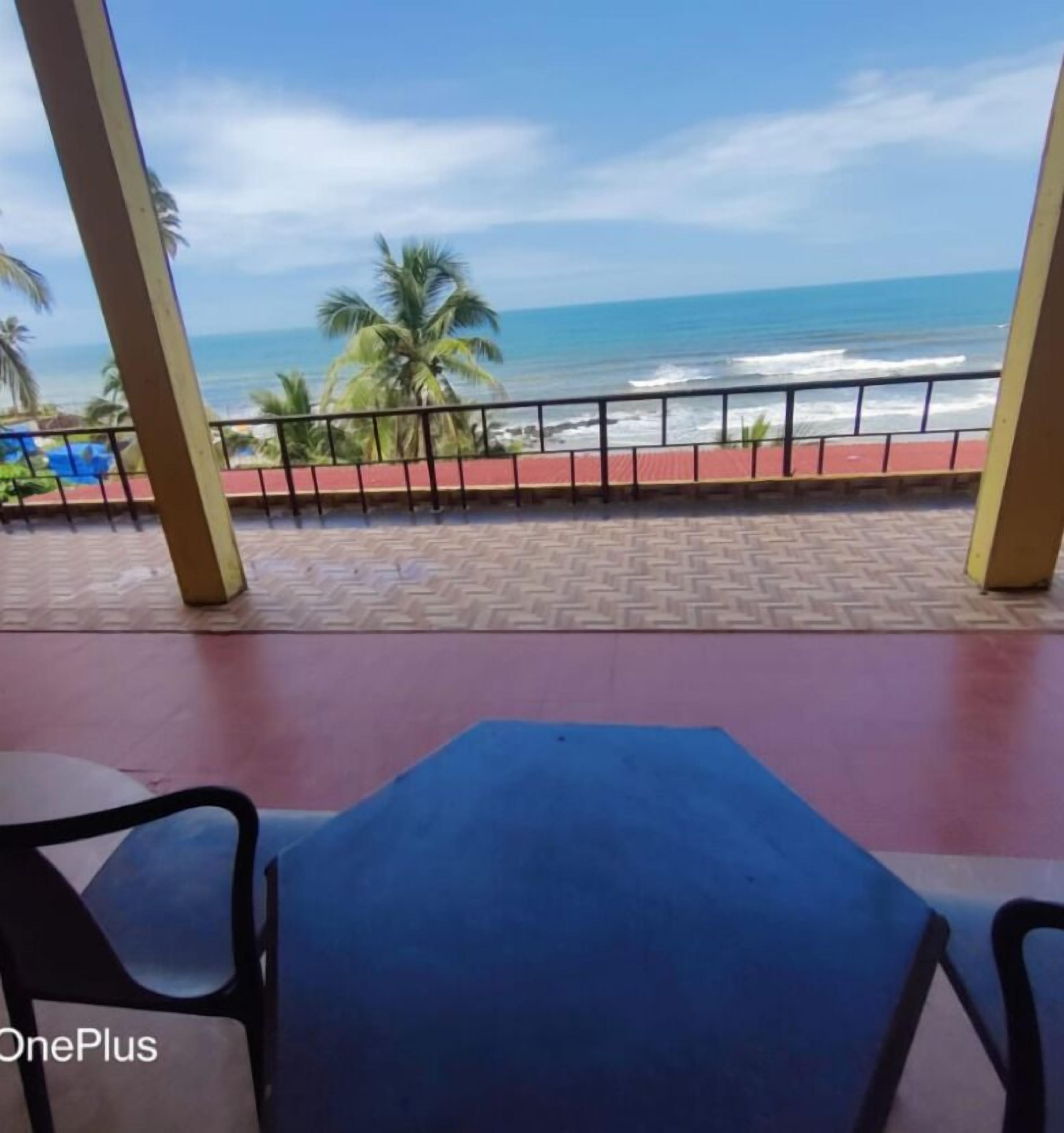 Minibar, in-room safe, blackout curtains, rollaway beds