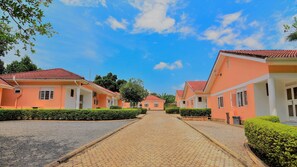 Exterior - Corinya Serviced Apartments (Entebbe)