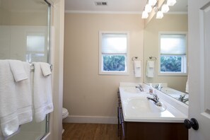 وحدات دش مع أحواض استحمام