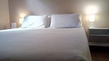 Kamar Double atau Twin Standar, 1 Tempat Tidur Queen, Bebas Asap Rokok | Wi-Fi gratis dan seprai linen