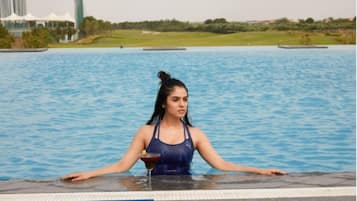 2 outdoor pools, open 9:00 AM to 6:00 PM, free pool cabanas