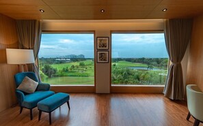Executive-Zimmer, 1 King-Bett, Blick auf den Golfplatz | Blick auf den Golfplatz