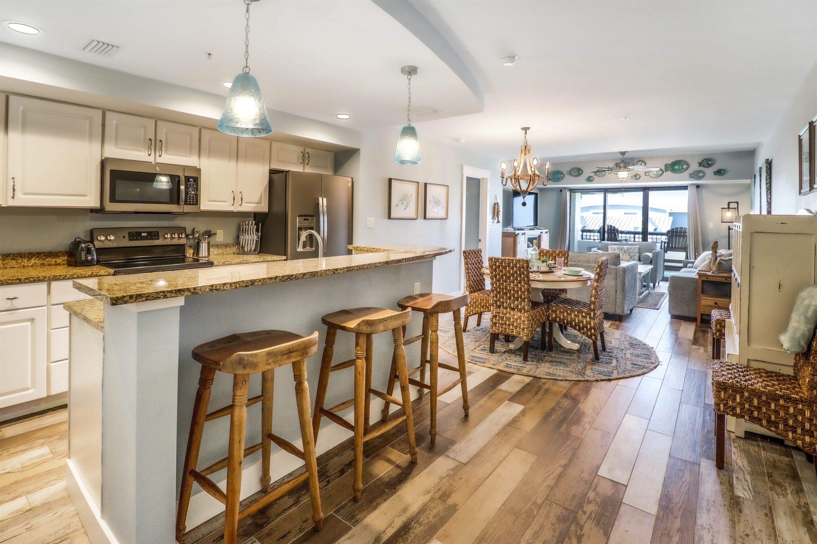 Gorgeous 3 BR W/Ocean View! Reduced Fall rates!  Snowbird rates available!