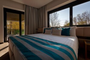 Premium bedding, minibar, in-room safe, individually decorated