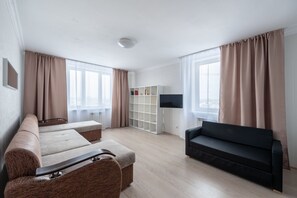 컴포트 콘도, 침실 1개, 금연, 시내 전망 | 책상, 다리미/다리미판, 무료 WiFi, 침대 시트