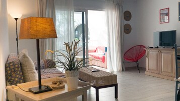 Apartamento, 1 habitación, vistas al jardín | 1 dormitorio, tabla de planchar con plancha, cunas (de pago)