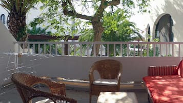 Apartment, 1 Bedroom, Garden View | Terrace/patio