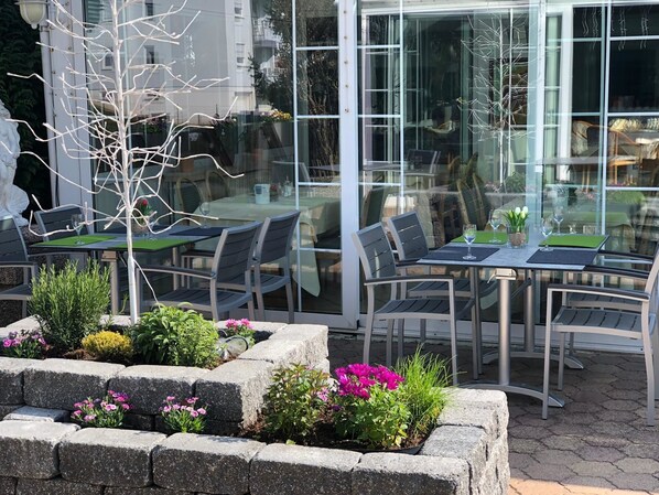 บริการอาหารกลางวันและอาหารเย็น, อาหารเมดิเตอร์เรเนียน