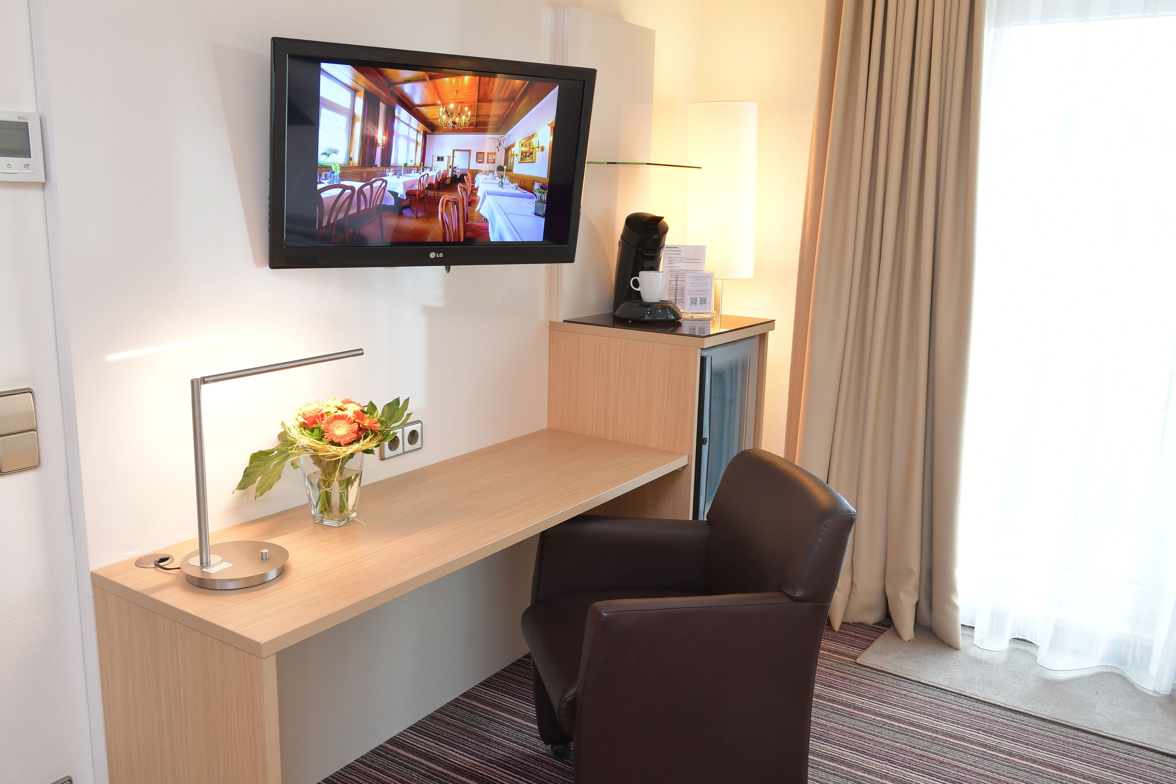 superior double room | minibar, in-room safe, desk, blackout curtains