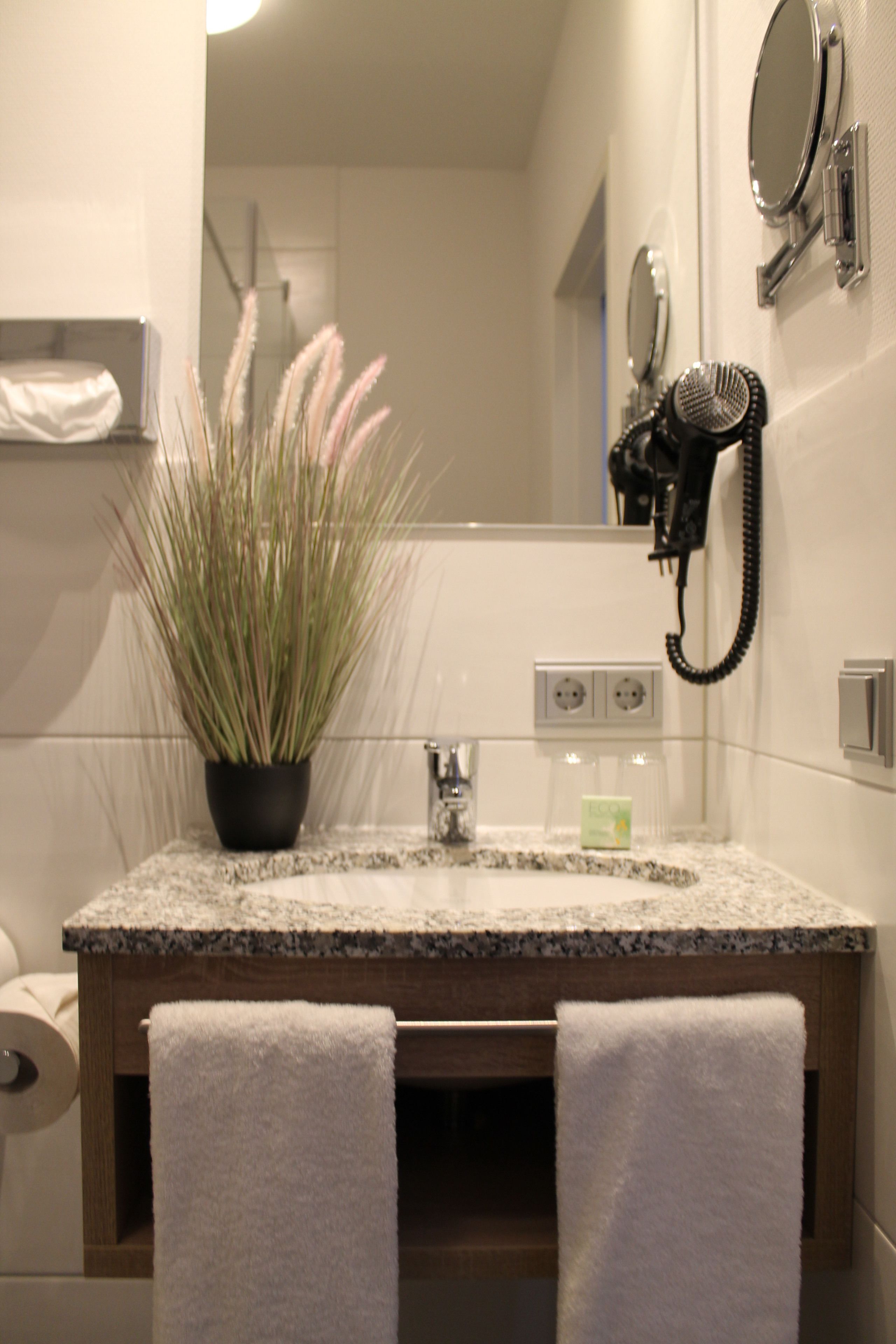 minibar, in-room safe, desk, blackout curtains