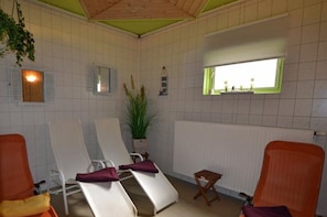 Hot stone massages, Swedish massages, massages