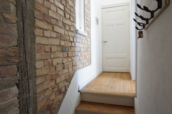 Imagen sin descripción, 1 de 16, botón