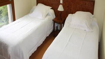 Chambre Quadruple | Décoration personnalisée, ameublement personnalisé