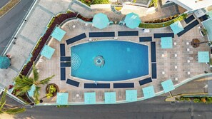 Pool - Iconic Ilikai Hotel #1004. Newly Renovated One Bedroom Unit! (Honolulu)