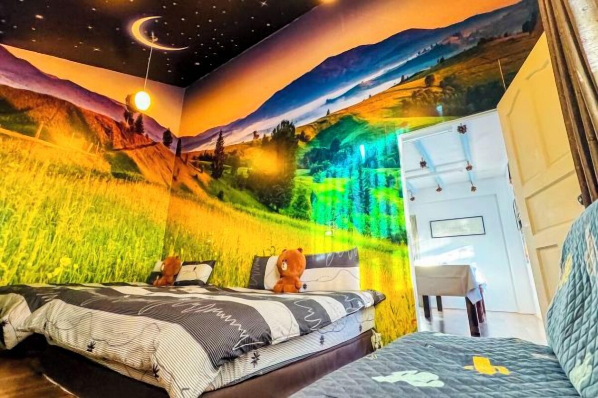 Soundproofing, WiFi (free), bed sheets