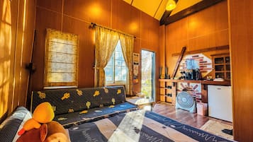 雙人景觀木屋 | 3 間臥室、隔音、免費無線上網、床單