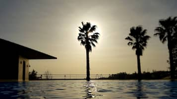 Piscina stagionale all'aperto