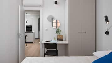 Deluxe Apartment, 2 Bedrooms, 2 Bathrooms, City View | 2 bedrooms, premium bedding, in-room safe, iron/ironing board