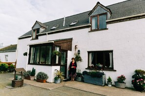 Exterior - The Farmhouse Lochmeyler (Haverfordwest)