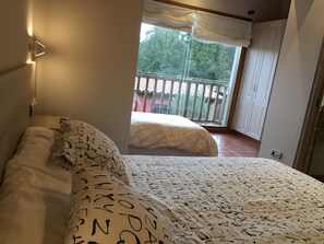 Comfort Triple Room, Private Bathroom, Mountain View (Con Leche)