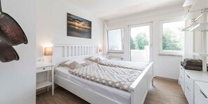 2 bedrooms, iron/ironing board, travel crib, WiFi