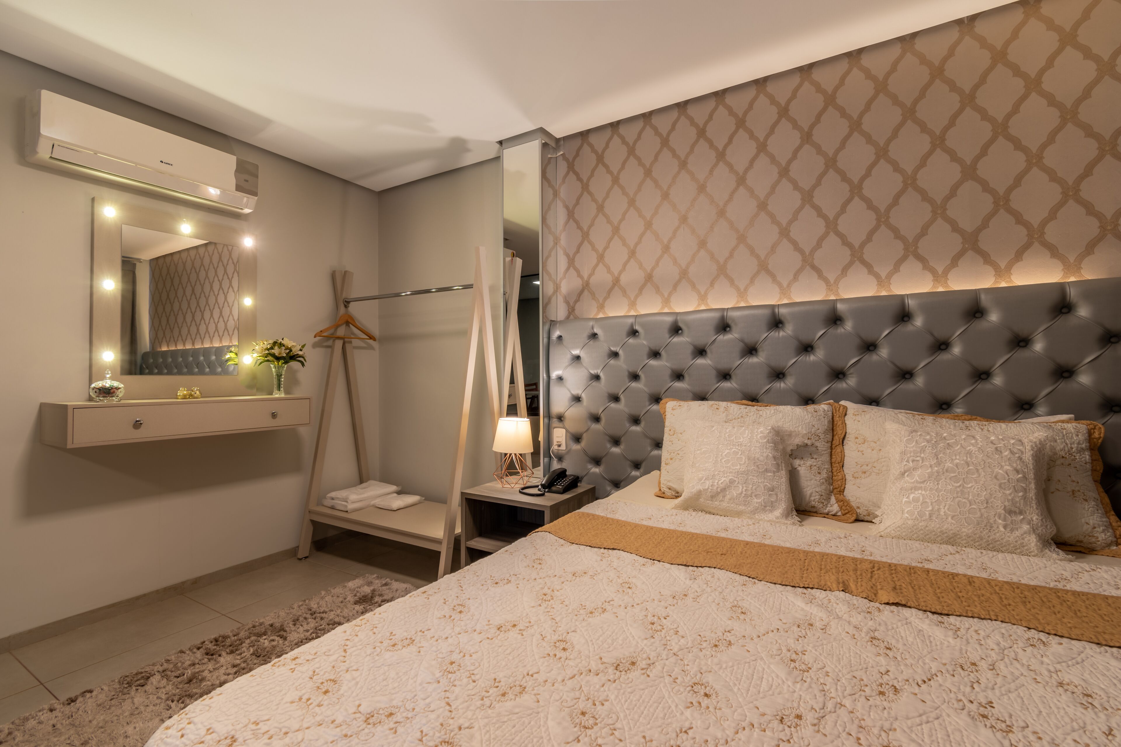 honeymoon studio suite | 1 bedroom, minibar, blackout curtains, soundproofing