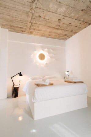 Familien-Suite, 1 Schlafzimmer, Whirlpool | 1 Schlafzimmer, hochwertige Bettwaren, Zimmersafe